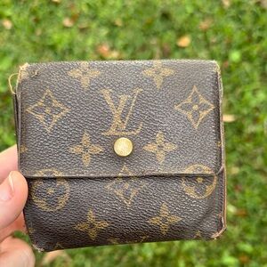 Louis Vuitton Classic Monogram wallet